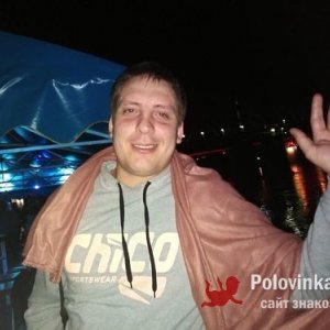 Виктор Патрушев, 36 лет